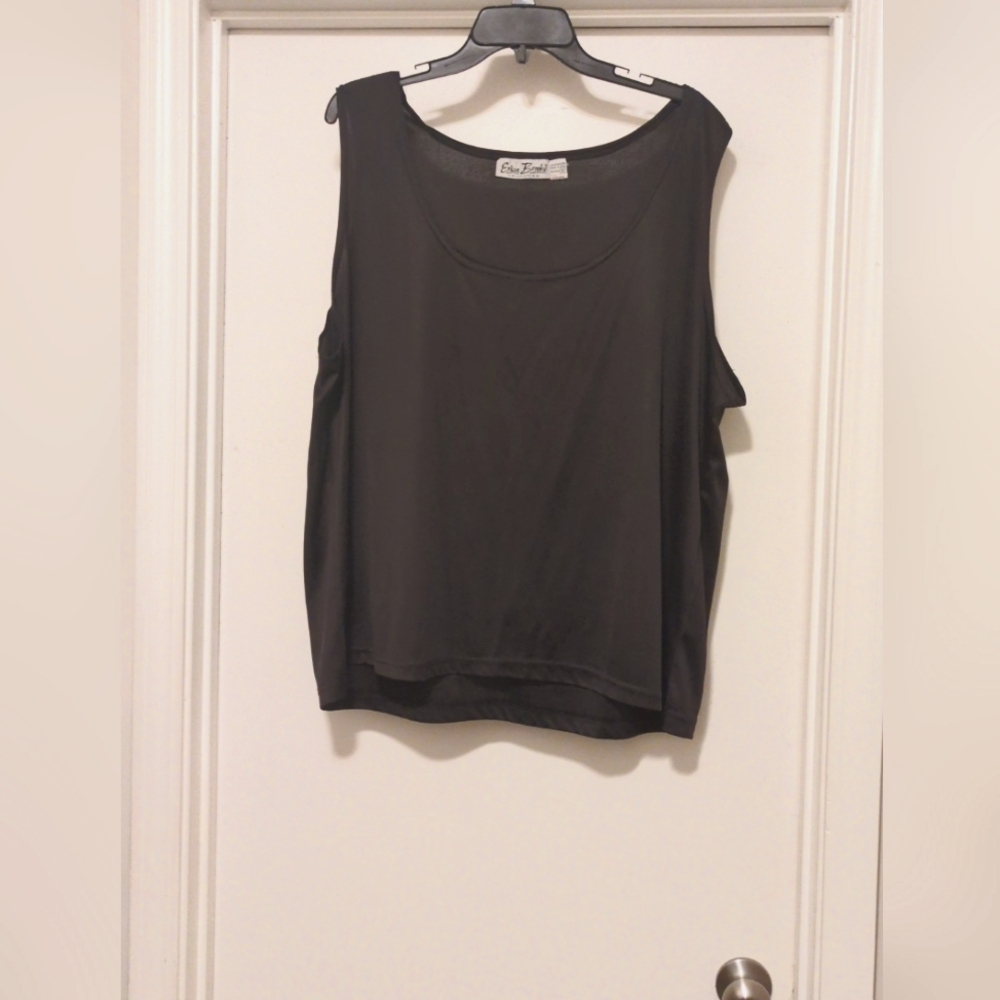 Black Sleeveless Blouse